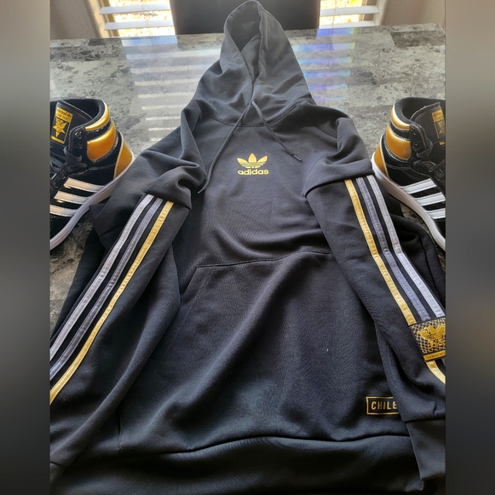 Addidas Jacket 2XL Black and Gold